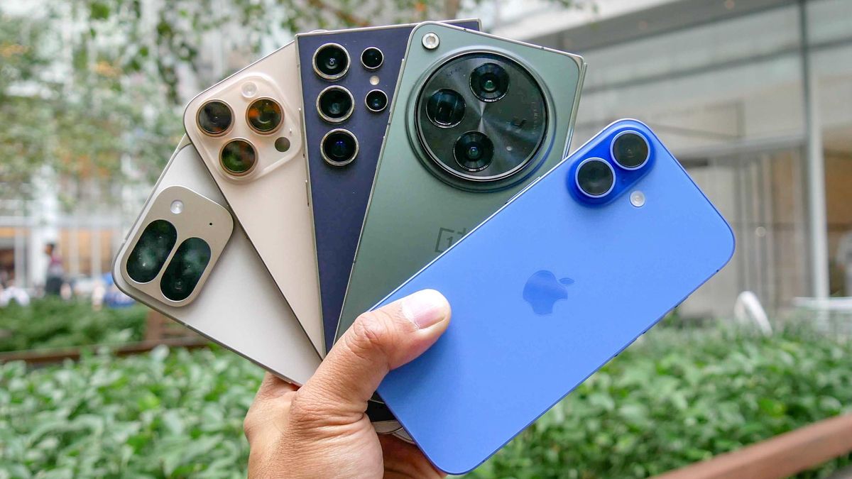 Top 5 Local Providers Offering Free Mobile Devices and Plans image